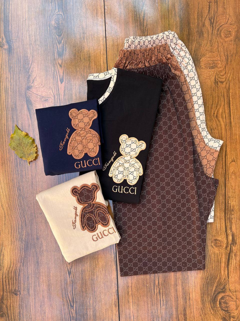 photo_5879704512358976761_y