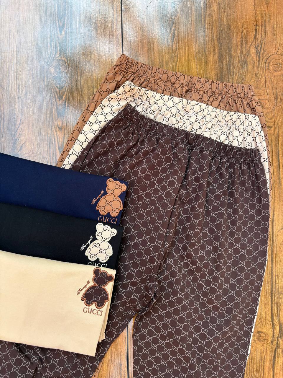 photo_5879704512358976767_y