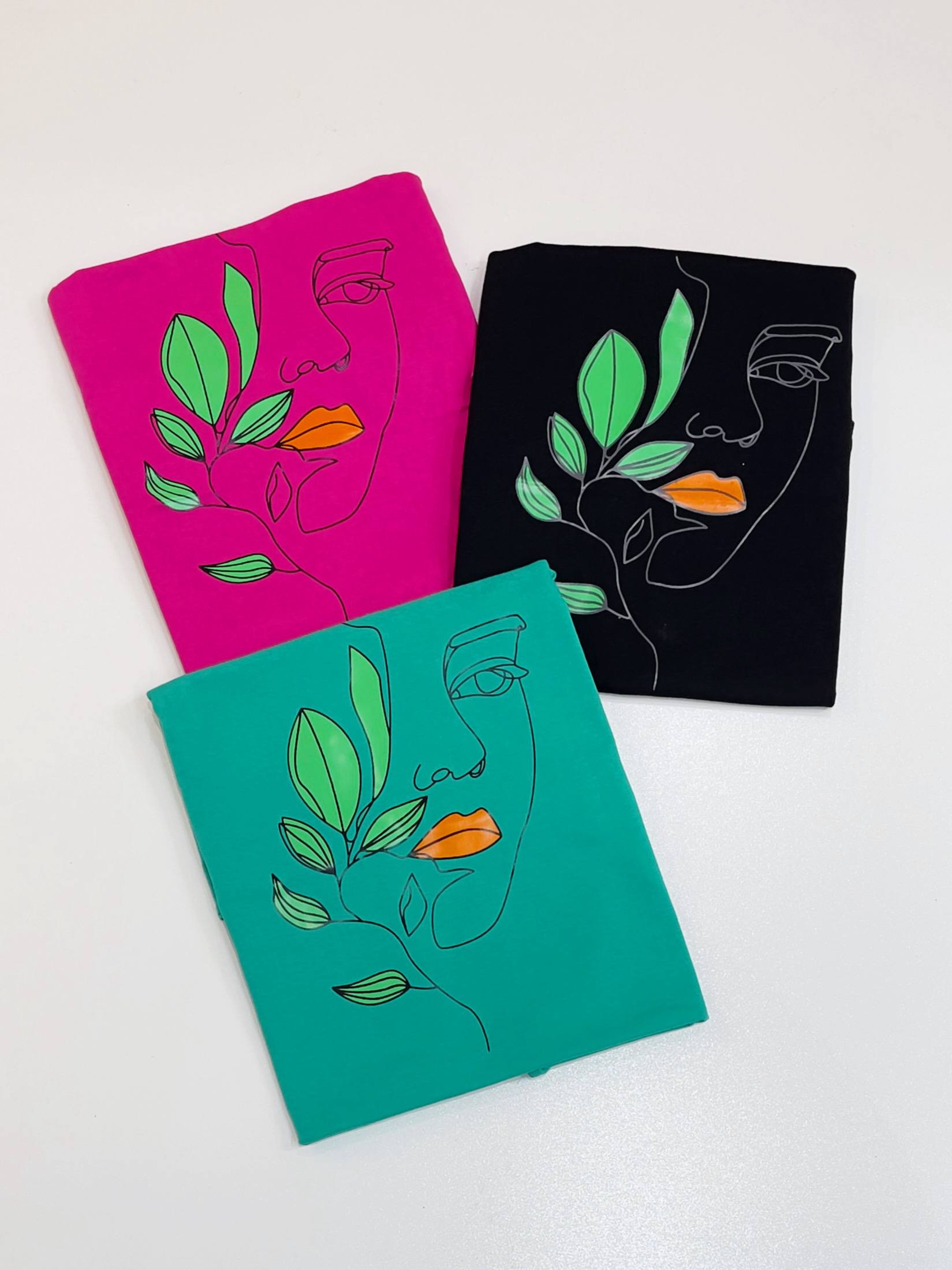 photo_5904752220463369112_w