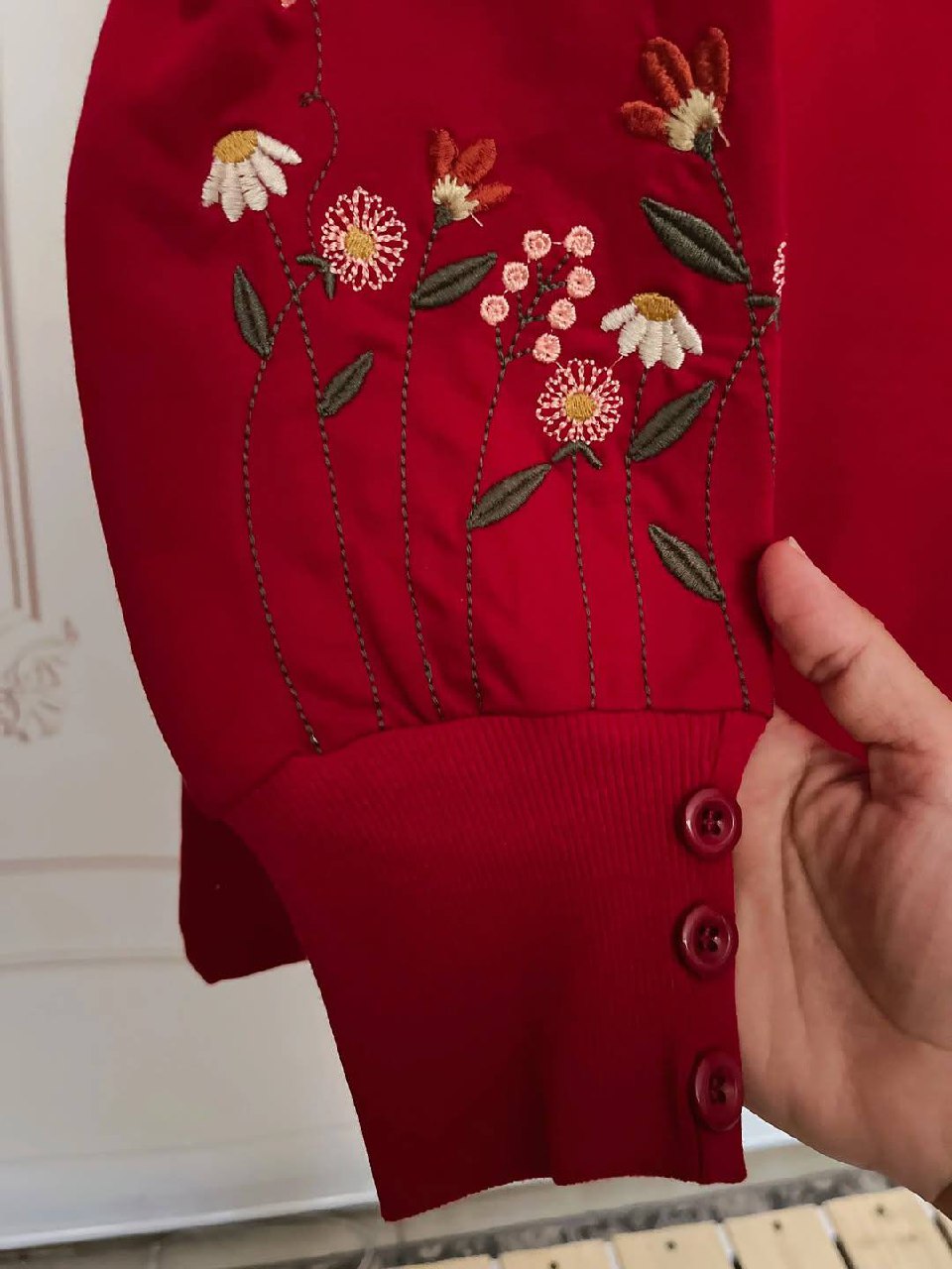 9a8c5fe8-e5fd-4515-b1f4-ab4a7ee4cde1